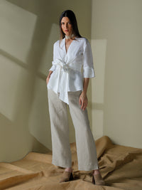 Blouse with waistband in linen