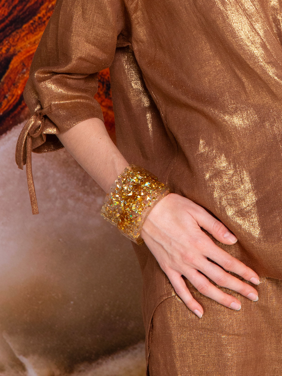 "Infinity" maxi bangle in resin