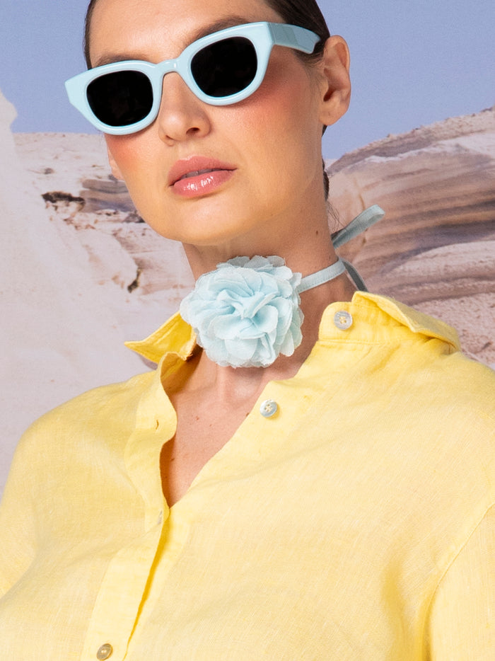 Flower choker in linen