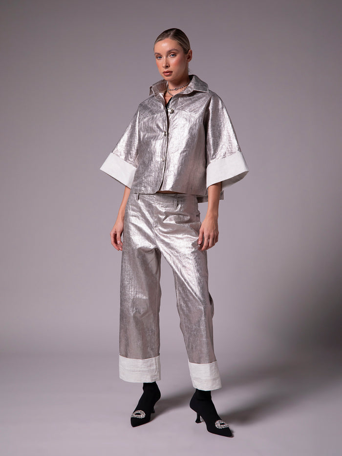 Shirt blouse with cuts in metallic linen