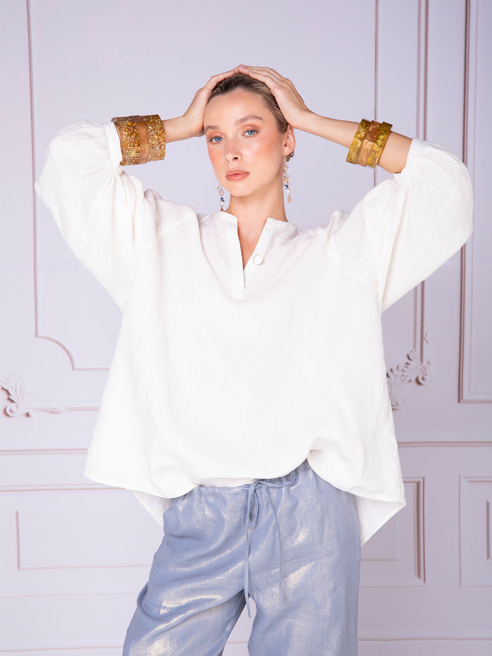 Blouse with placket and raglan sleeves in linen