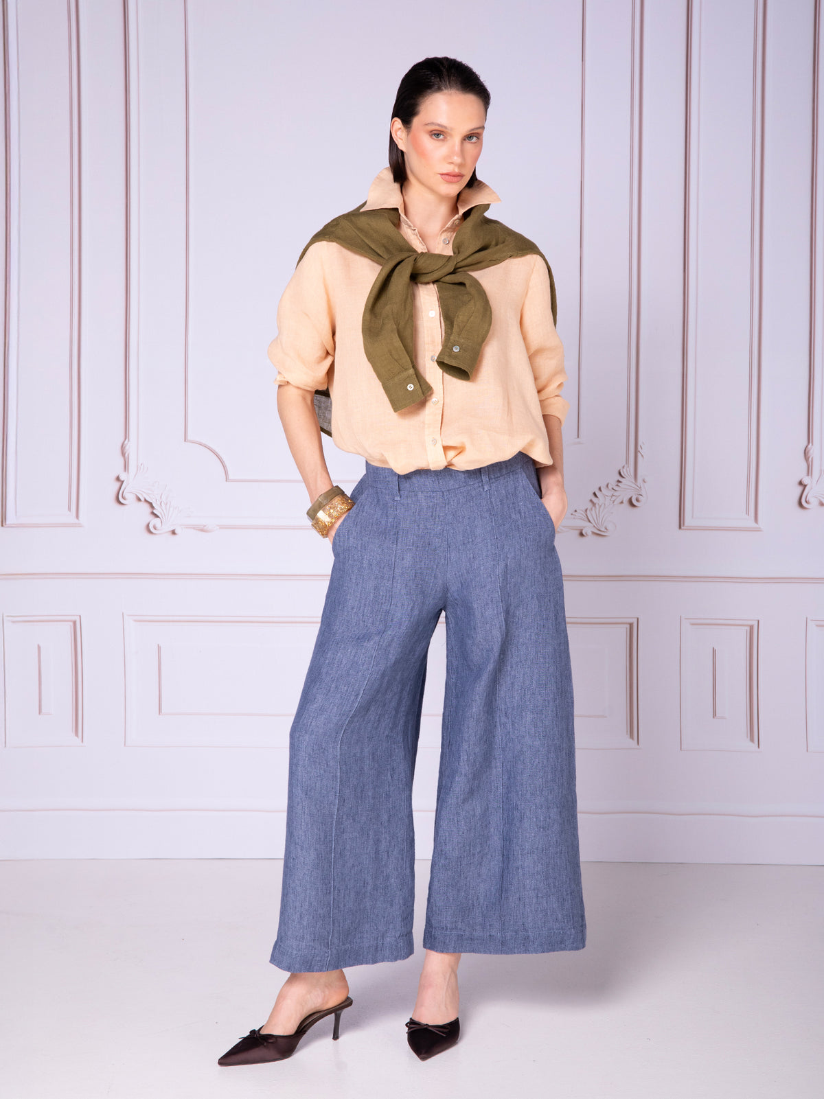 Women's long-sleeve shirt blouse in linen