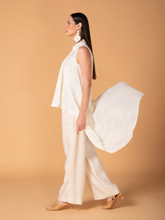 Long vest with collar in crinkled linen