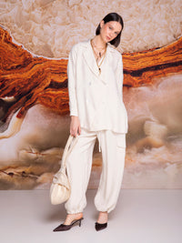 Double-breasted jacket with four buttons in linen