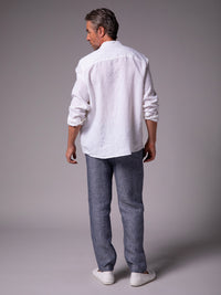 Long-sleeve shirt with wing collar in linen