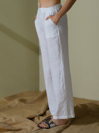 Straight leg pants with drawstrings in linen