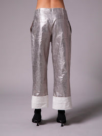 Cropped pants back patch pockets in metallic linen
