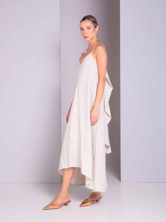Dress with ruffle at back in linen