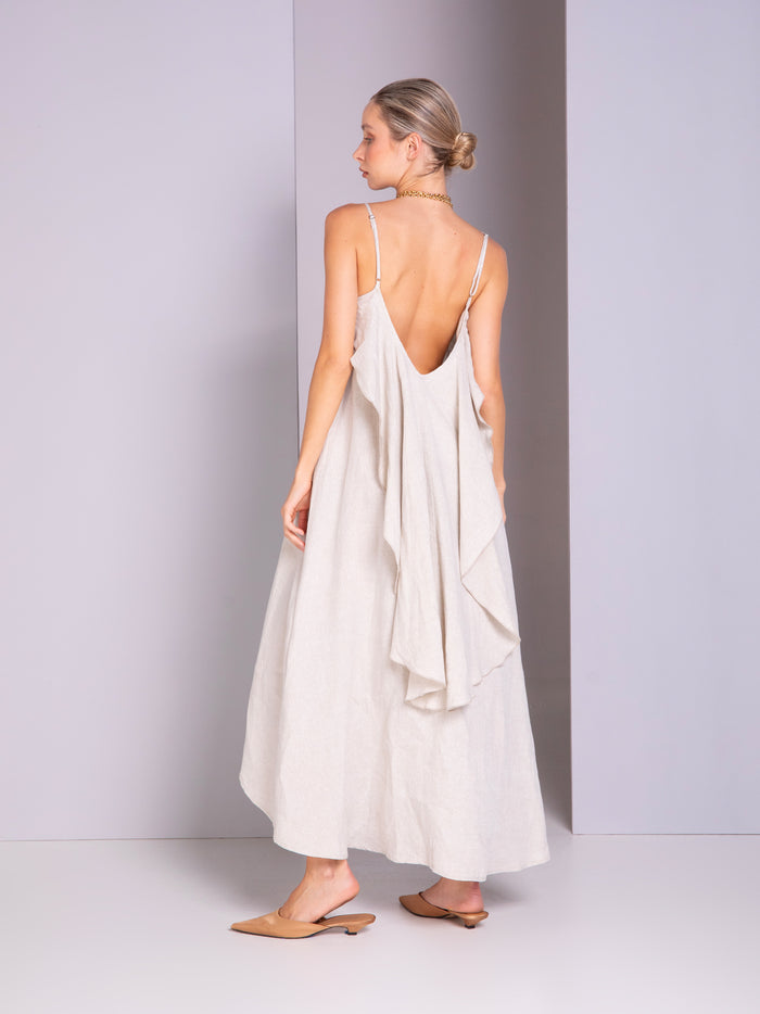 Dress with ruffle at back in linen
