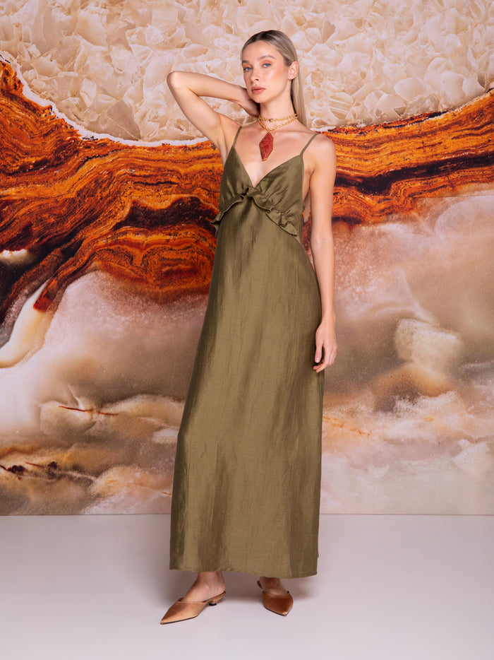 Strappy dress with a pleated cup in linen