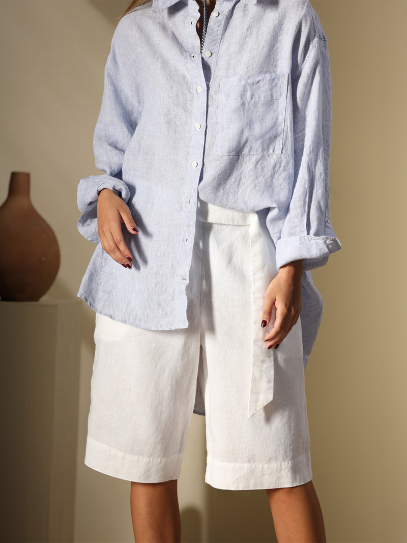 Wide shorts in linen