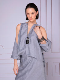 "Oyster" necklace with resin charm